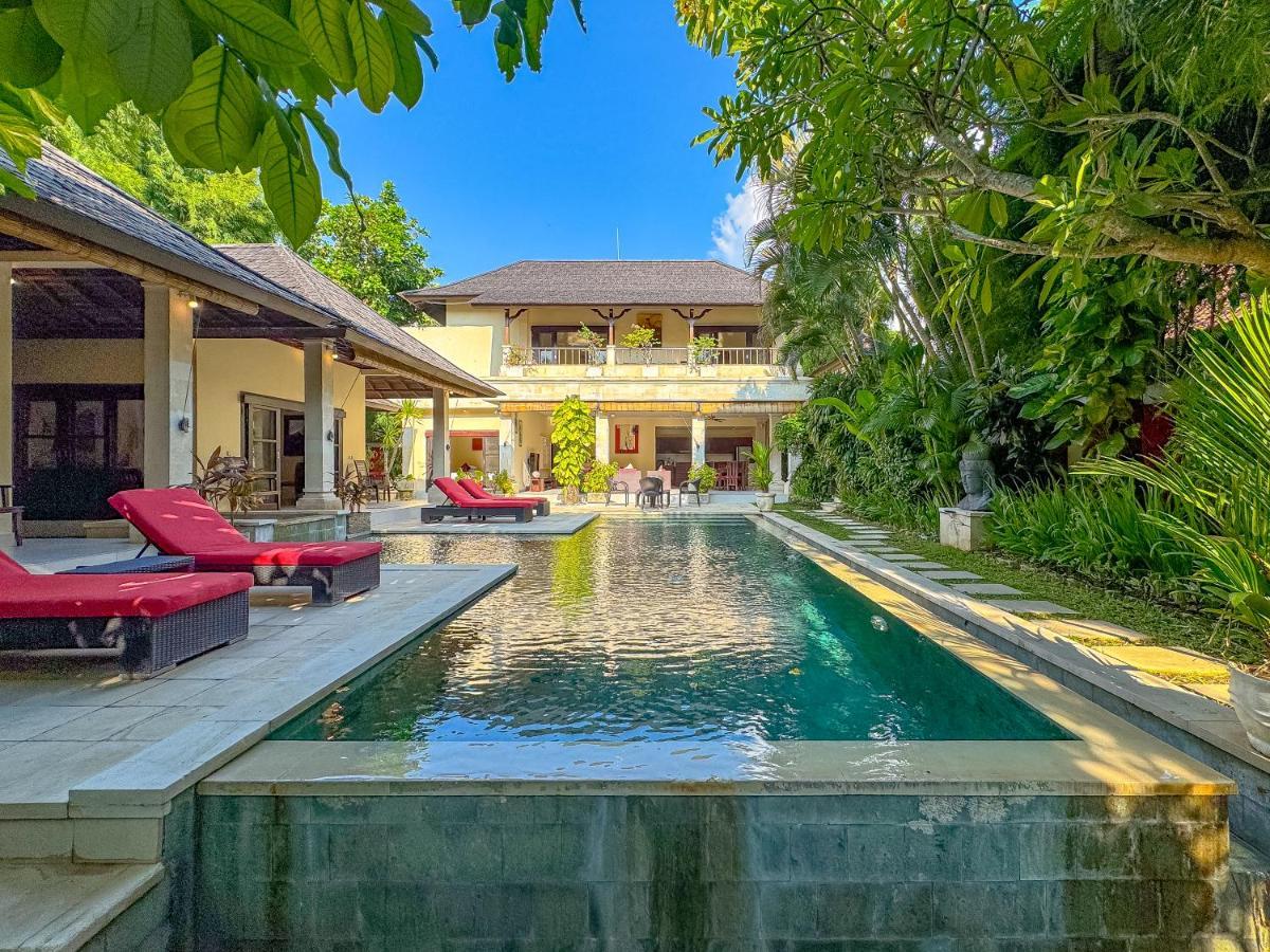 Villa Bugis Abimanyu Seminyak Екстер'єр фото