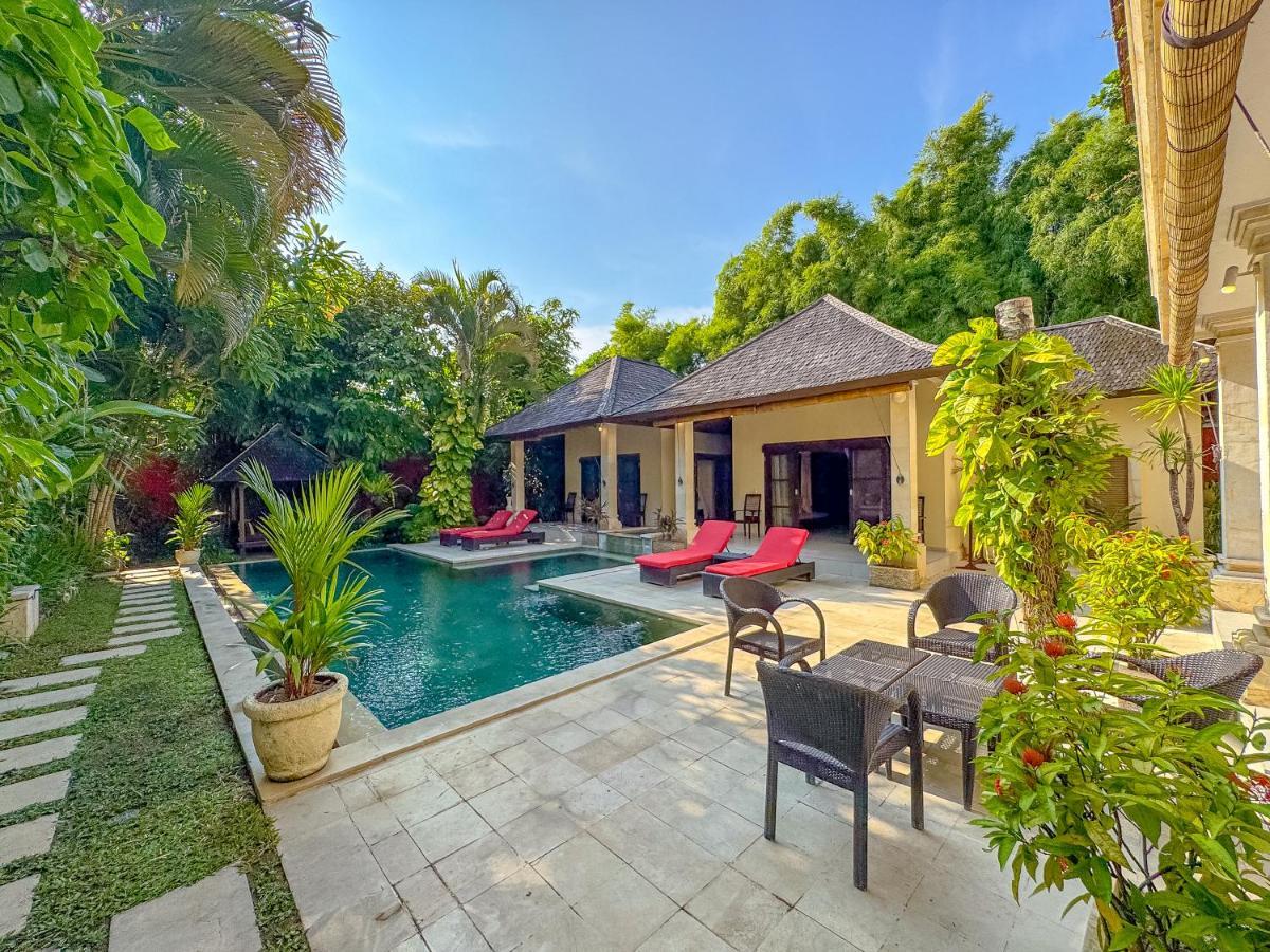 Villa Bugis Abimanyu Seminyak Екстер'єр фото