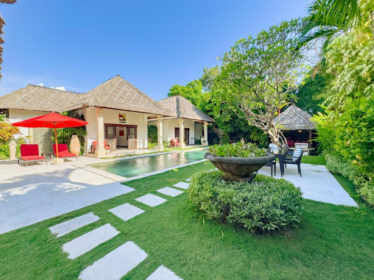 Villa Bugis Abimanyu Seminyak Екстер'єр фото