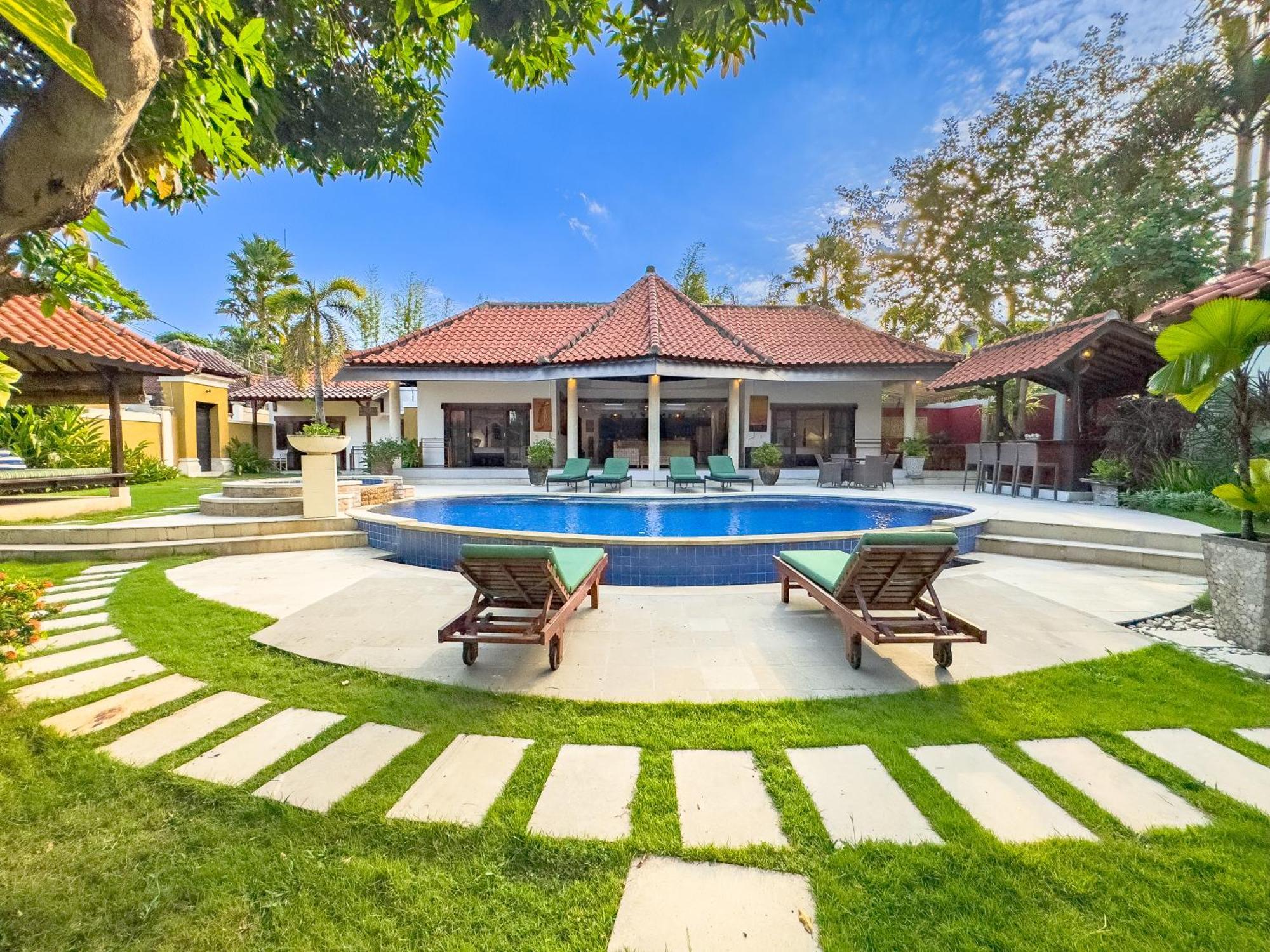 Villa Bugis Abimanyu Seminyak Екстер'єр фото