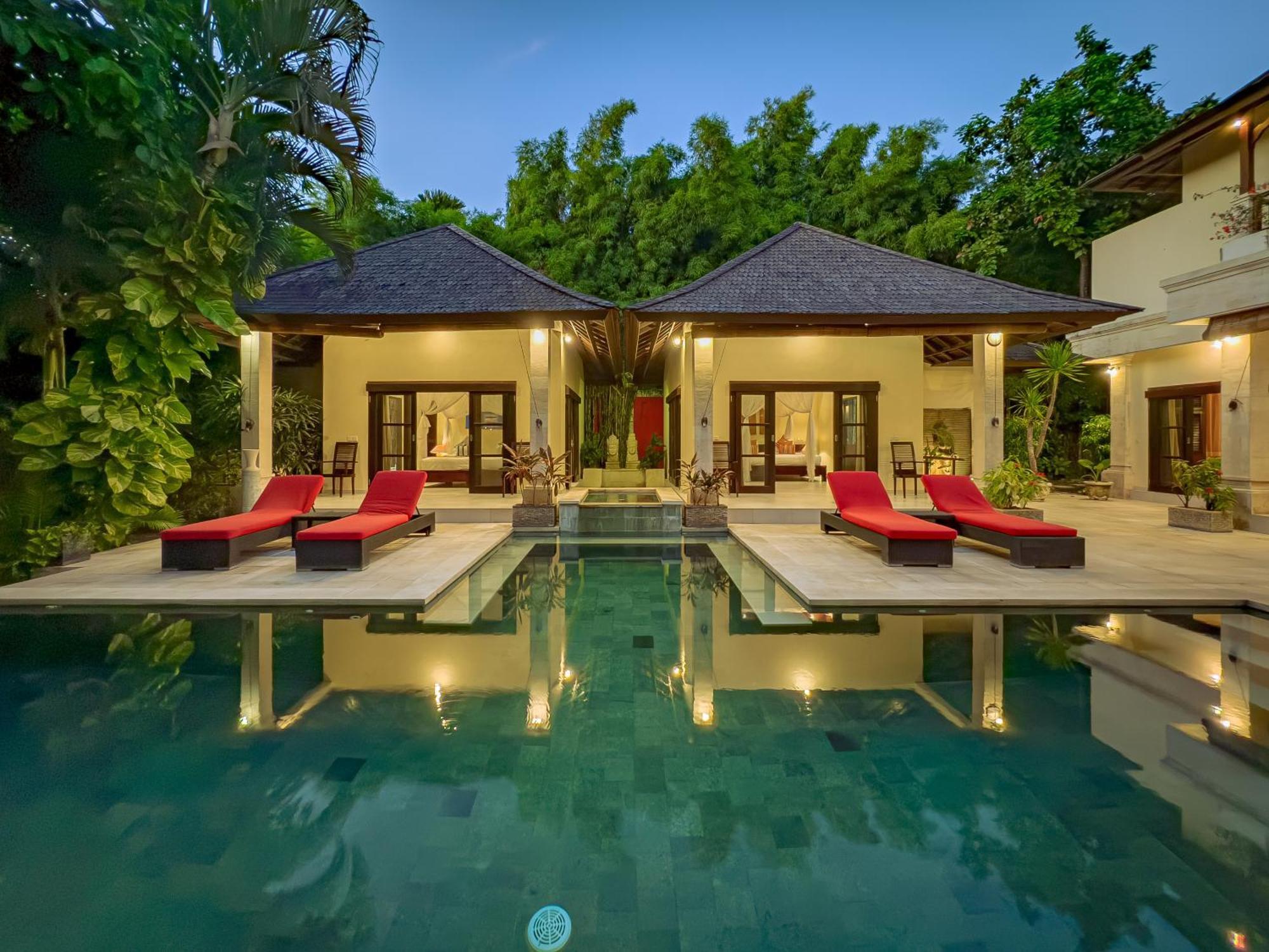 Villa Bugis Abimanyu Seminyak Номер фото