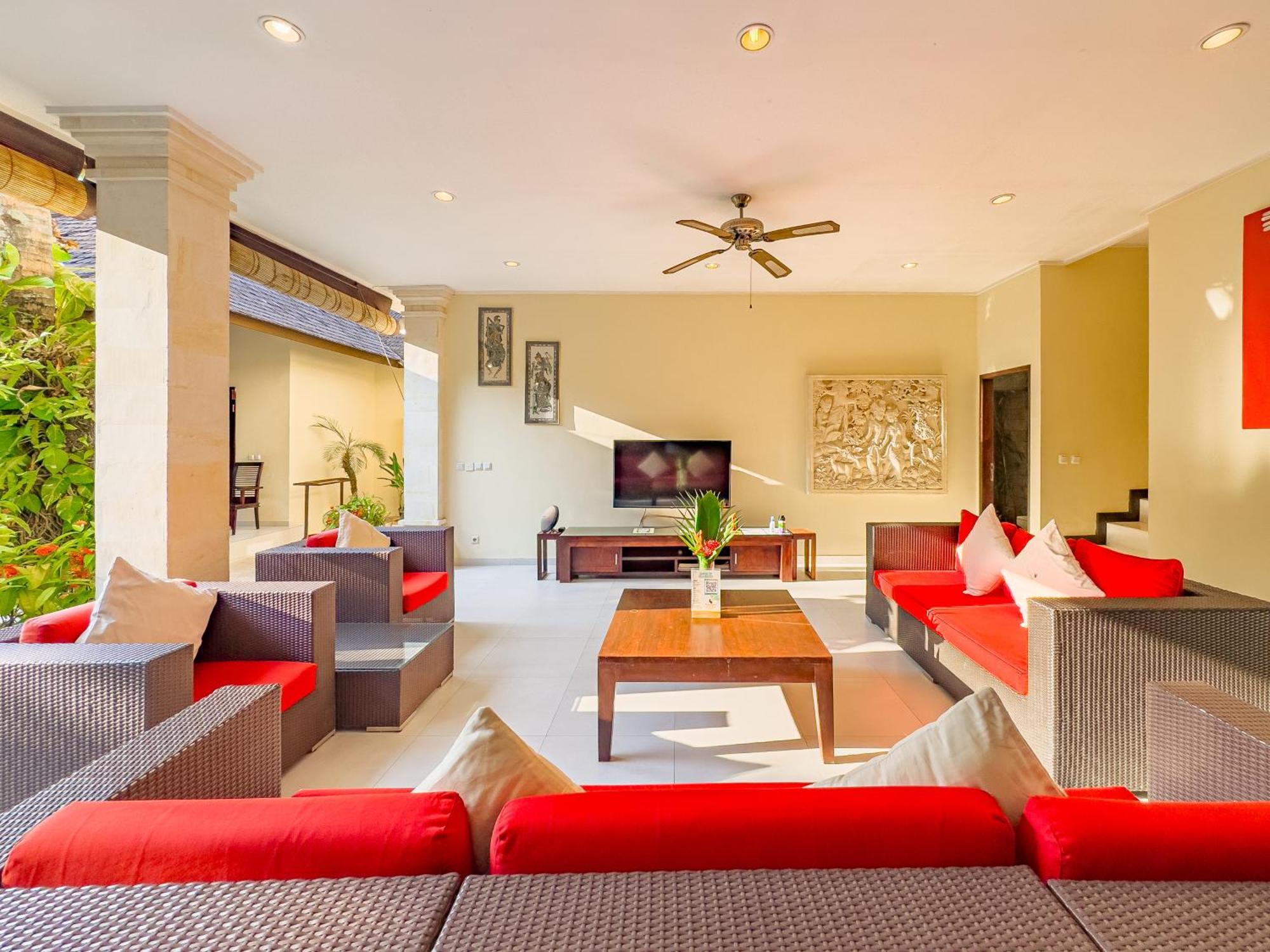 Villa Bugis Abimanyu Seminyak Номер фото