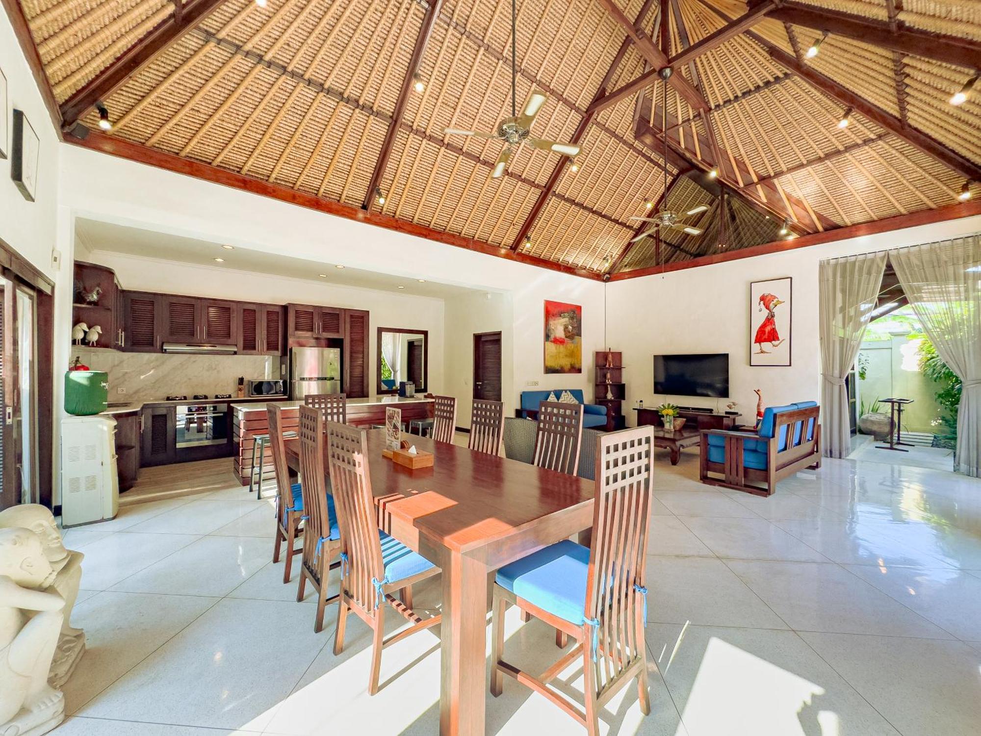 Villa Bugis Abimanyu Seminyak Номер фото