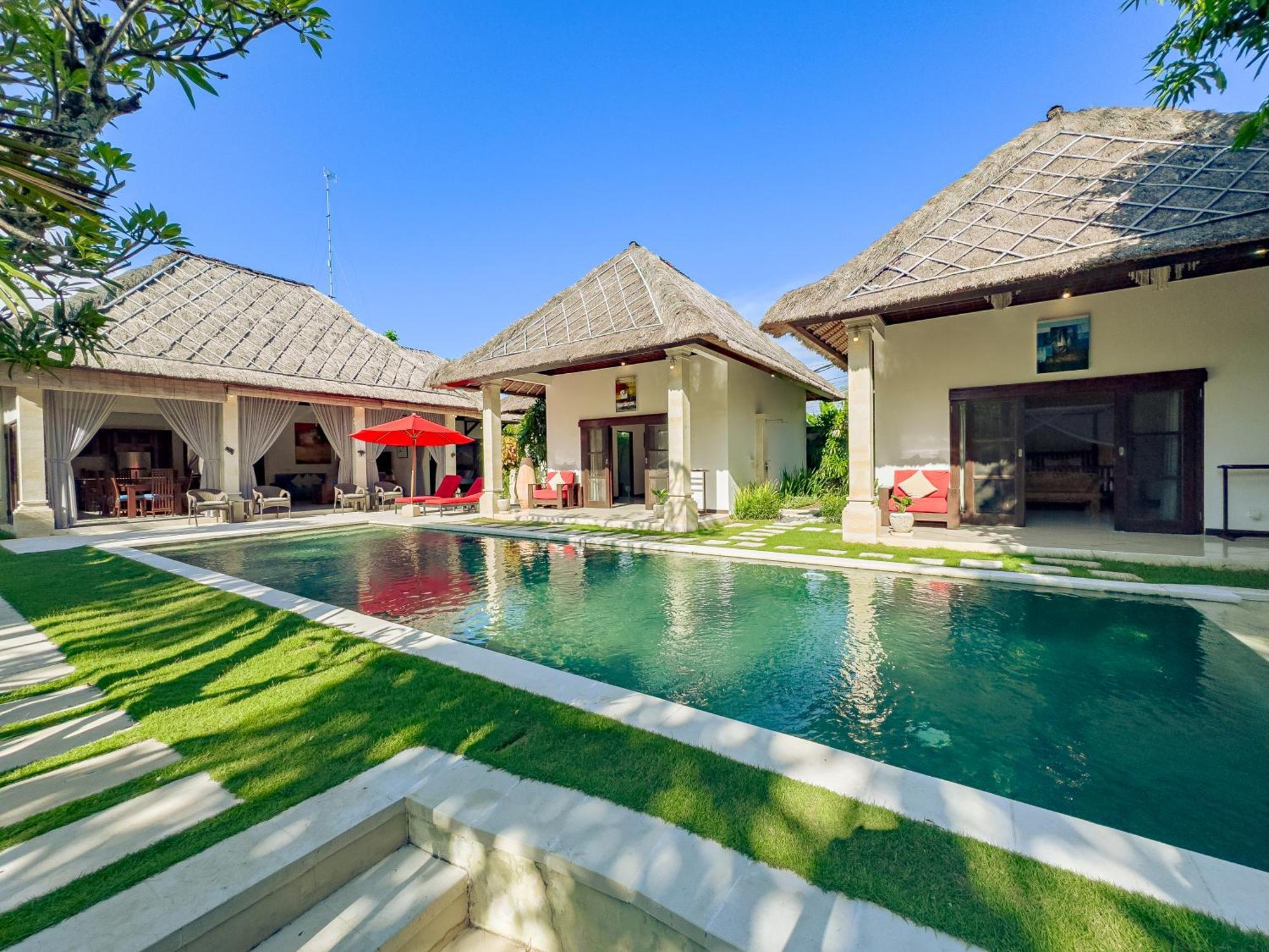 Villa Bugis Abimanyu Seminyak Номер фото