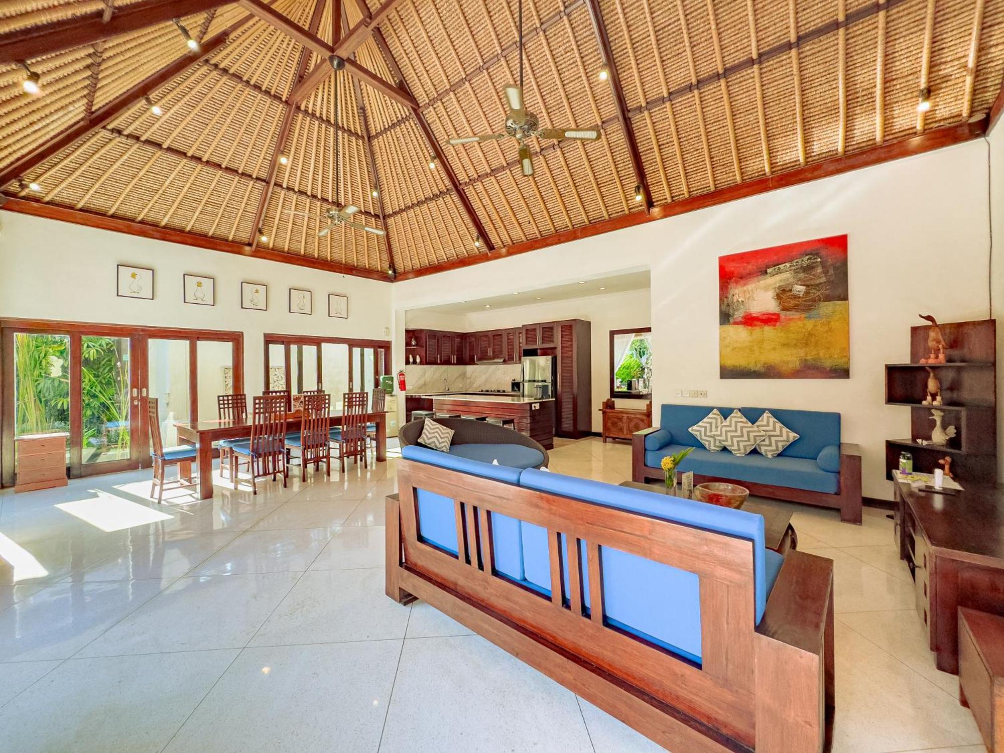 Villa Bugis Abimanyu Seminyak Номер фото