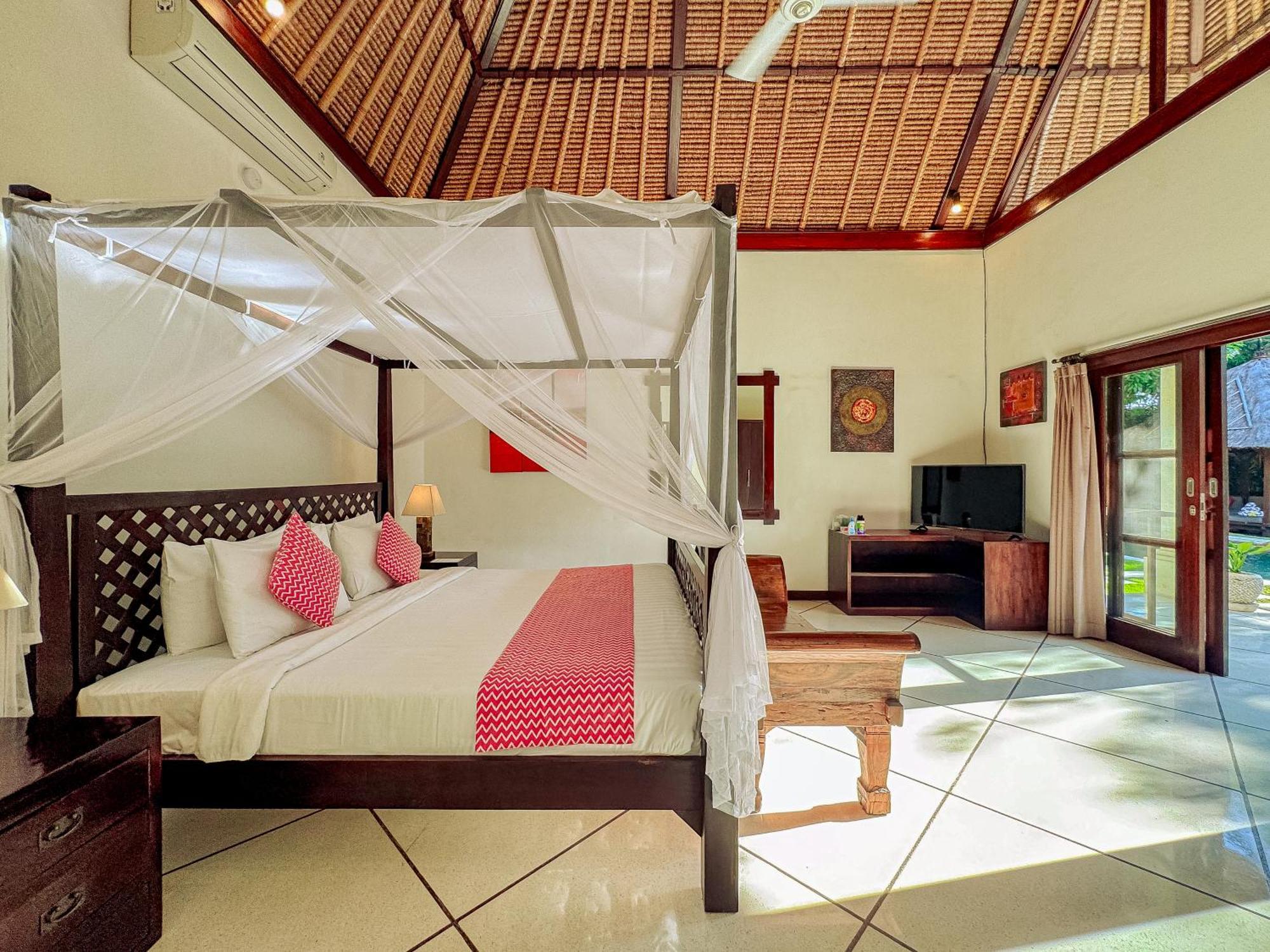 Villa Bugis Abimanyu Seminyak Номер фото