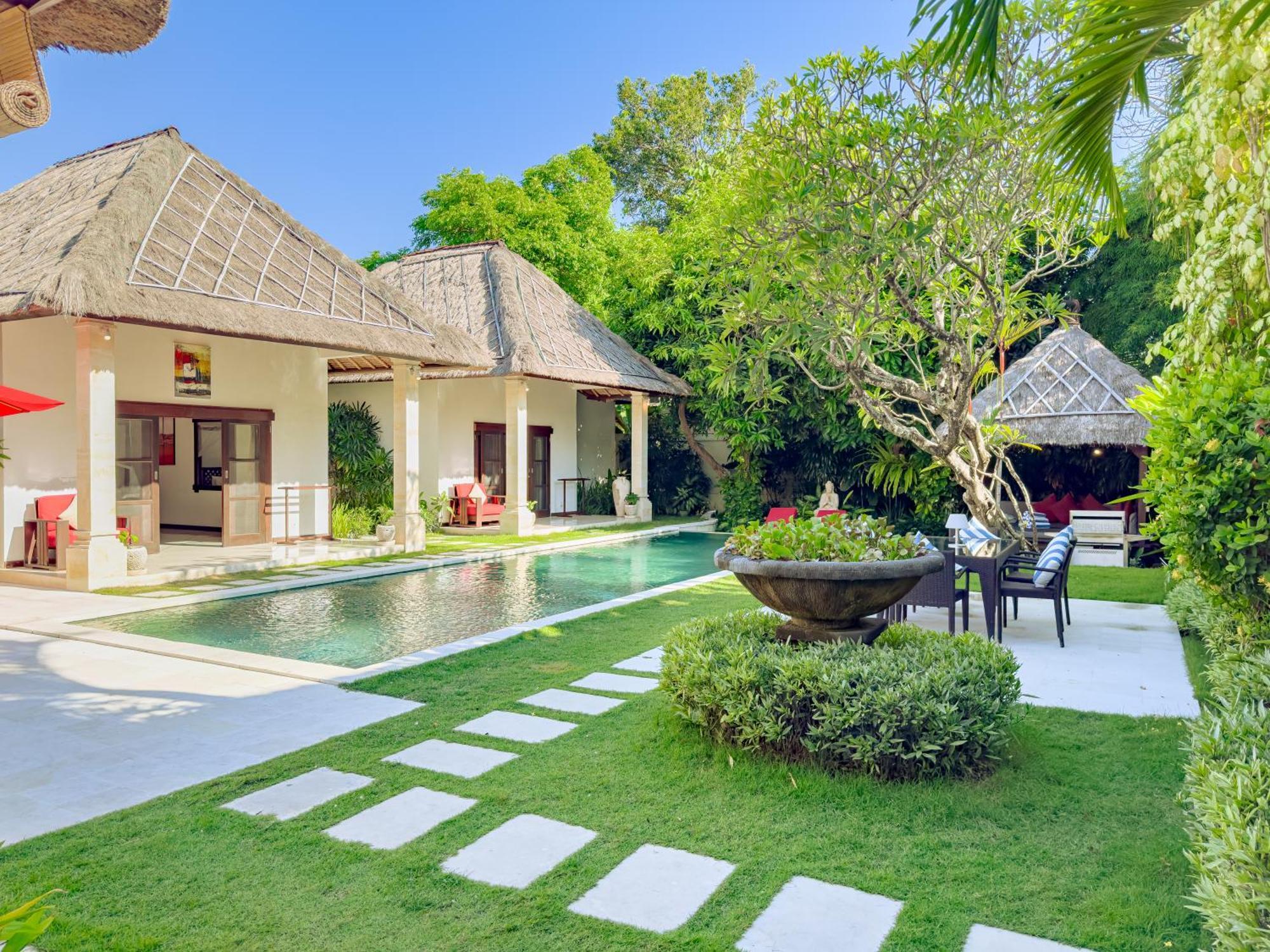 Villa Bugis Abimanyu Seminyak Номер фото